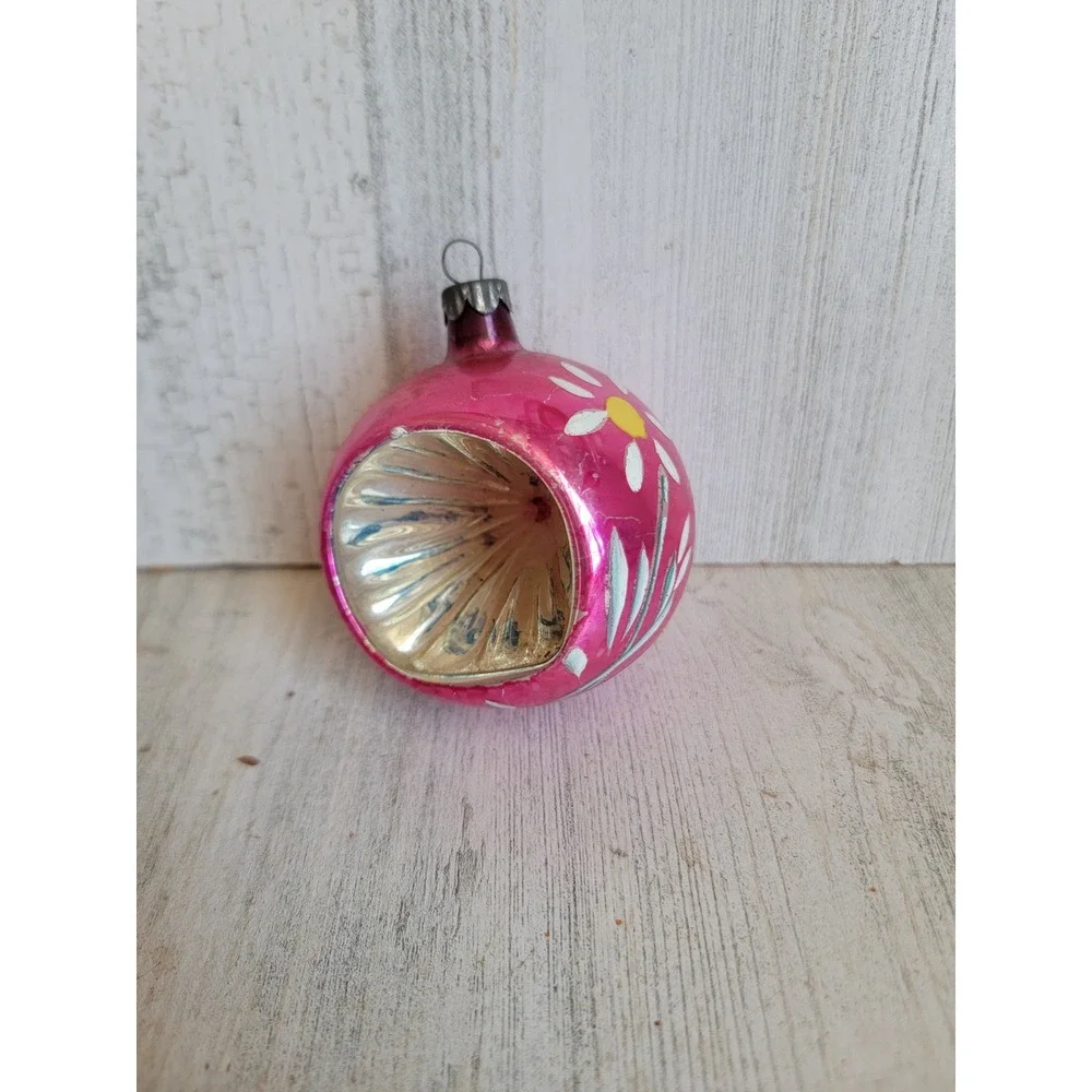 Vintage reflective indent pink daisy flower glass ball ornament Xmas unique